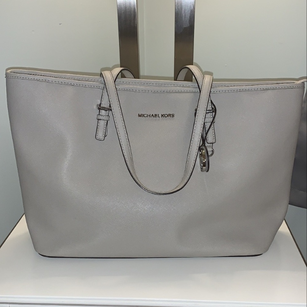 Michael Kors Jetset Tote